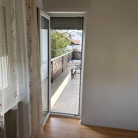 Cozy And Modern Your Away From Apartment Lohra