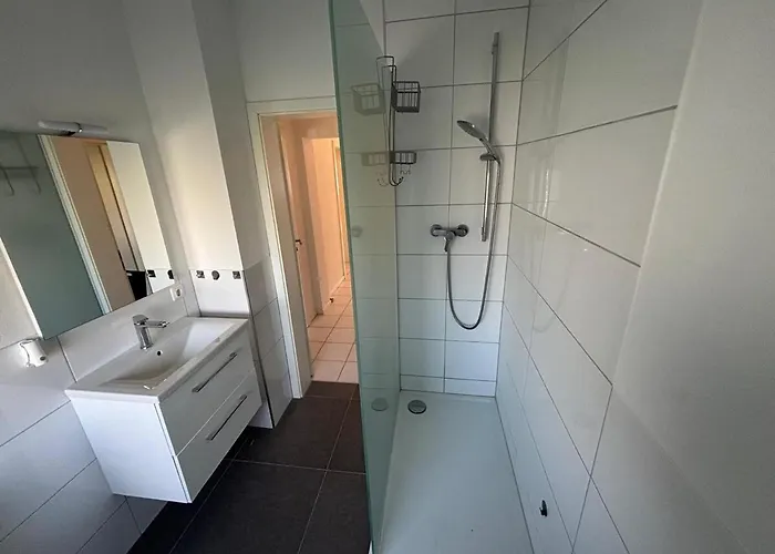 Cozy And Modern Your Away From Apartamento *